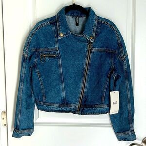 American Bazi Cropped Denim Offset Zipper Round Pulls Snap Details